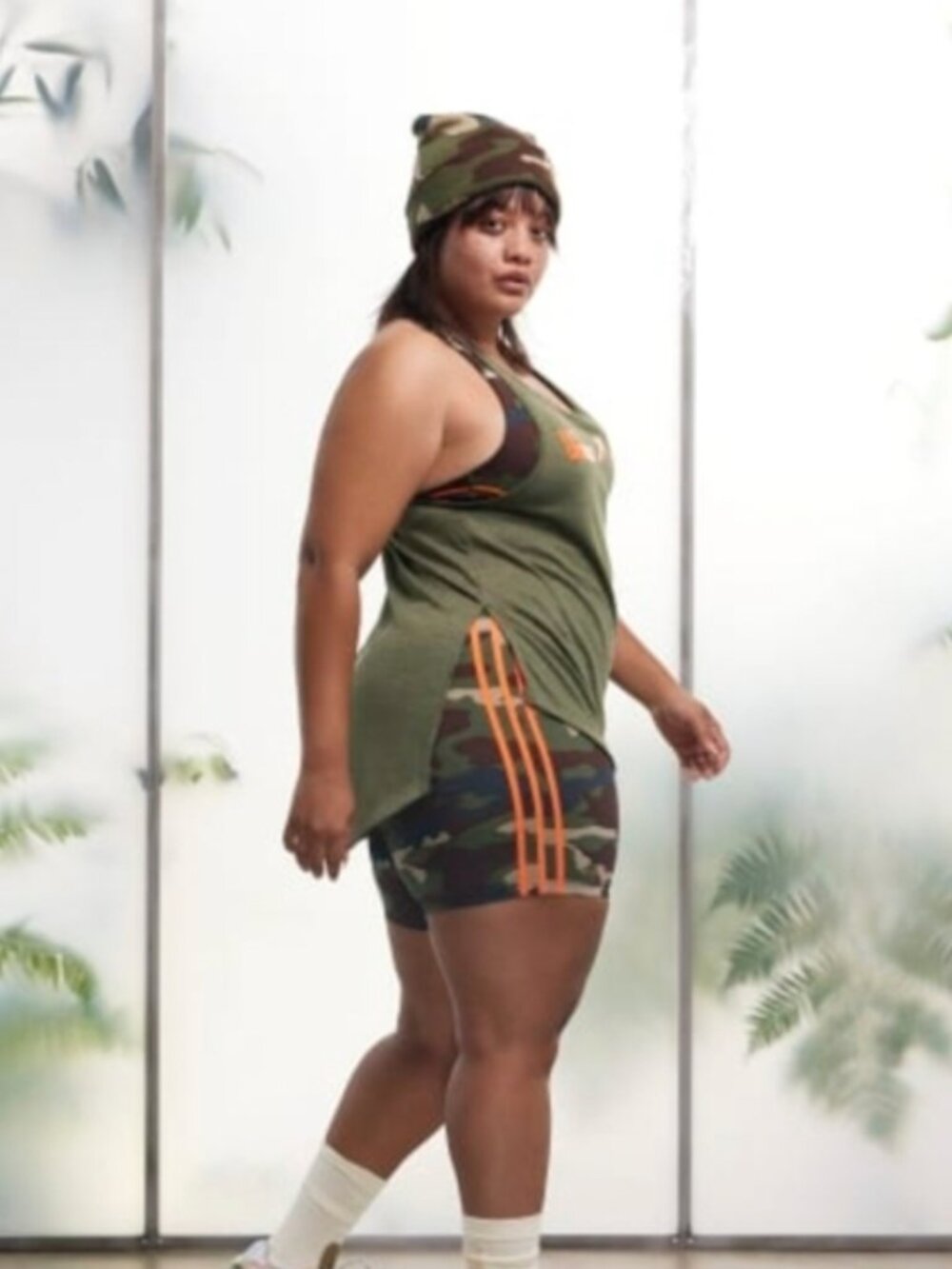 IVY PARK x ADIDAS Park Trail Loose Tank Top - women's Large - Picture 3 of 8